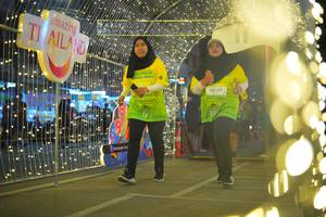 BIB: 50147
                            <button type="button" onclick="openModal(21750924)" class="btn btn-primary btn-sm float-right btn-popup" data-toggle="modal" data-target=".modal-high-quality">
                        <i class="fas fa-shopping-cart"></i> Add to Cart
                    </button>
                                            <button type="button" onclick="isThisMe(21750924, true)" class="btn btn-success btn-sm float-right btn-popup btn-isme hidden" data-toggle="tooltip" data-placement="bottom" title="นี่คือรูปของคุณใช่ไหม คลิกที่นี่เพื่อเอาเข้าอัลบั้ม">
                        <i class="fas fa-plus"></i> Add to album
                    </button>
                    <button type="button" onclick="isThisMe(21750924, false)" class="btn btn-warning btn-sm float-right btn-popup btn-isnotme hidden">
                        <i class="fas fa-ban"></i> Remove from album
                    </button>